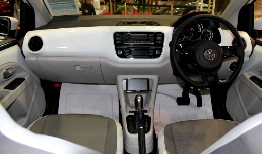 Volkswagen e-up! interior