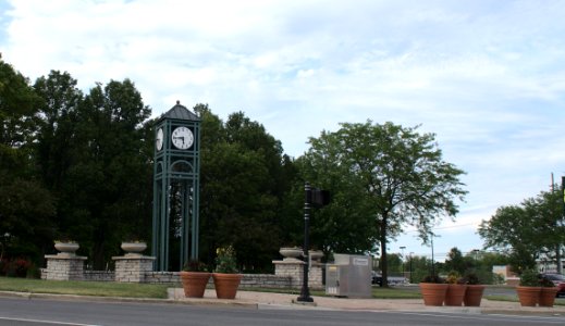 Volunteer Plaza and clock tower in Palatine, Illinois photo