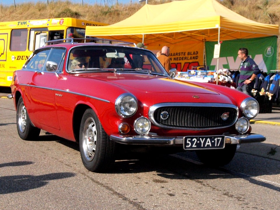 Volvo 1800 ES OVERDRIVE dutch licence registration 52-YA-17