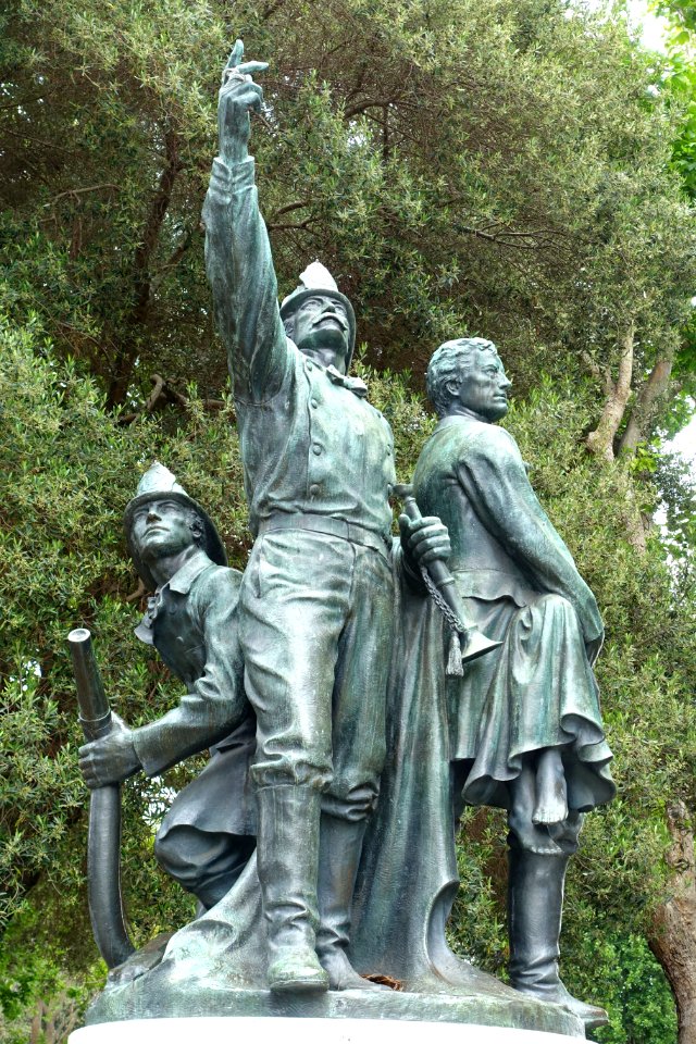 Volunteer Firemen Memorial by Haig Patigian - Washington Square, San Francisco, CA - DSC04880