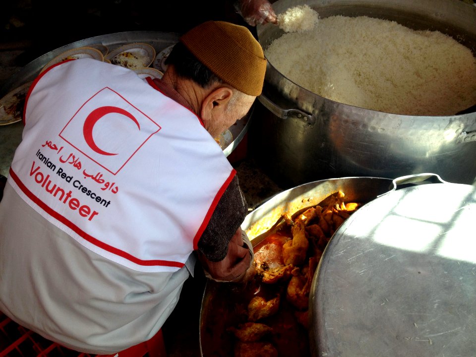 Volunteer of Iranian Red Crescent in Nishapur - Deprivation plan