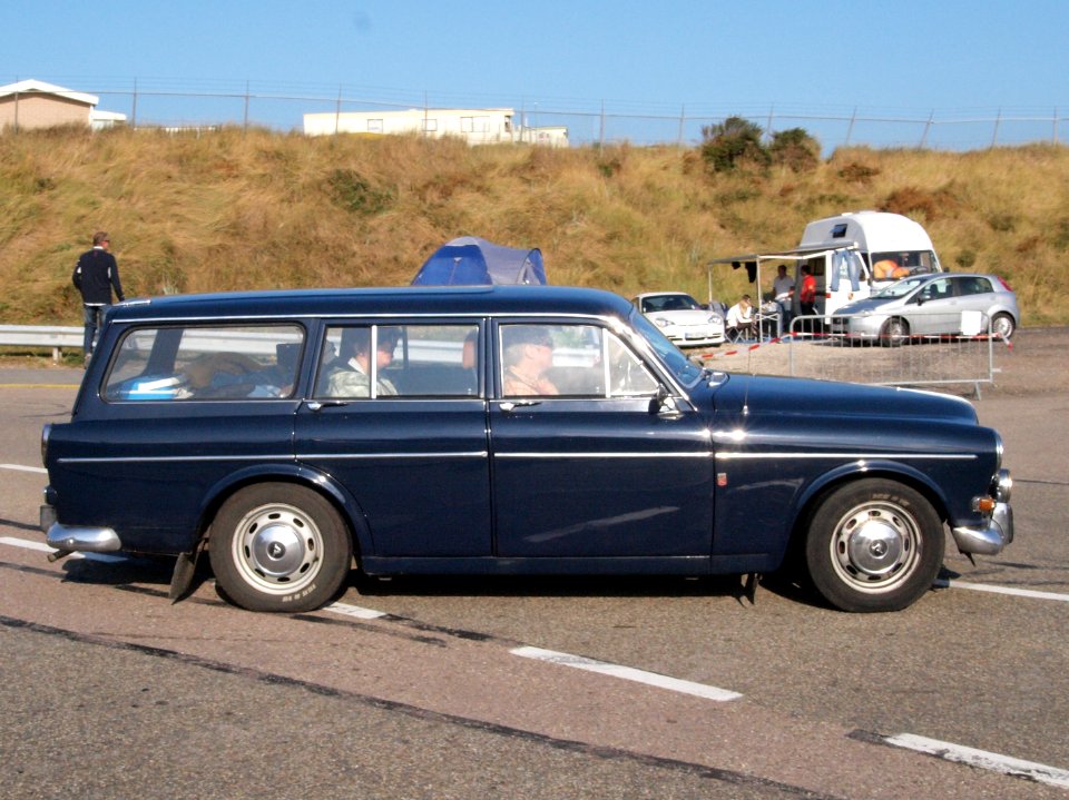 Volvo 122 S dutch licence registration AL-14-49 pic2