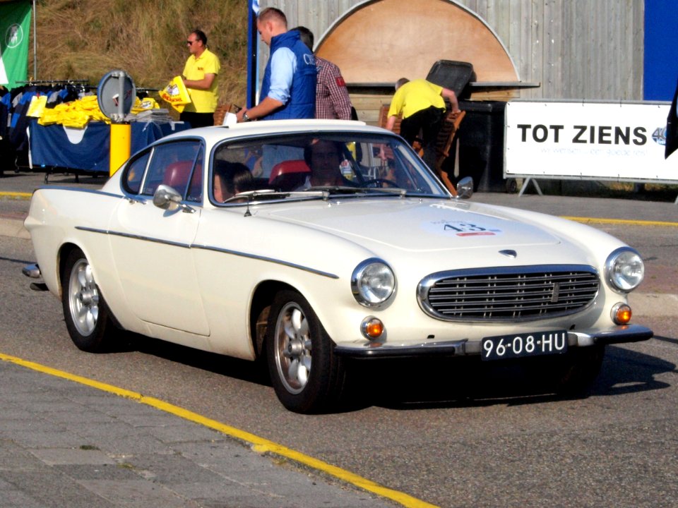 Volvo 18335 dutch licence registration 96-08-HU pic3