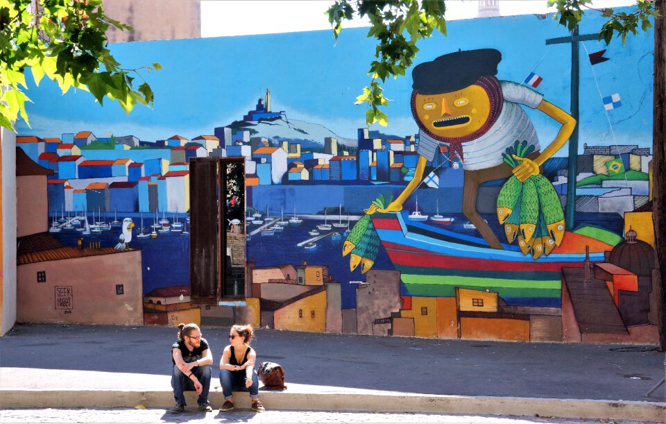 Art graffiti couple
