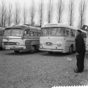 Volendam tegen Veendam 1-1 Drukte op parkeerterrein te Volendam, Bestanddeelnr 912-2967