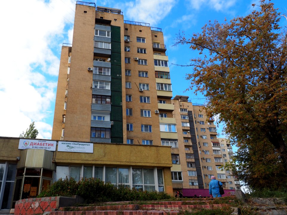 Volgograd Oblast Volgograd ulitsa Kalinina PSX 20190929 155405