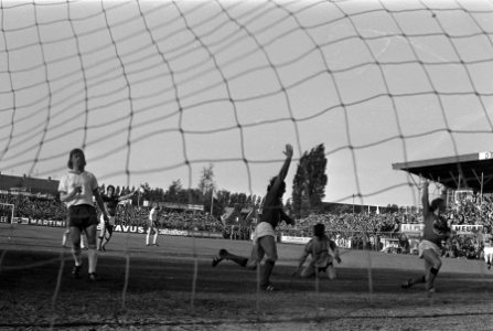 Volendam tegen PEC Zwolle 4-0 promotiecompetitie, vreugde Volendam-spelers, Bestanddeelnr 926-4650