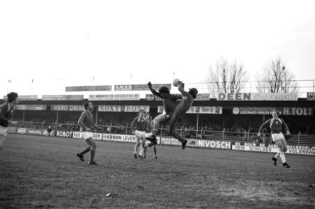 Volendam tegen Groningen 0-2, keeper Nordstrom van Groningen in actie, Bestanddeelnr 925-3147