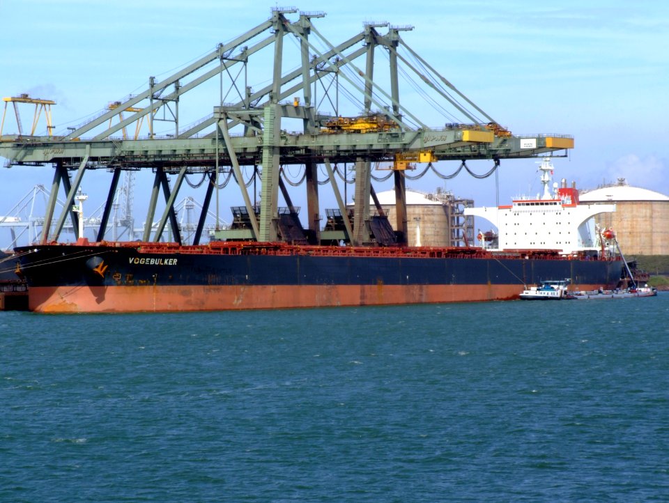 Vogebulker - IMO 9174658 - Callsign A8ME7, Mississippi harbour, Port of Rotterdam, Holland 14-Jul-2007