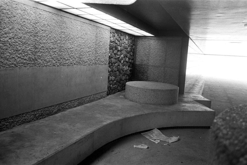 Voetgangersonderdoorgangen bij Waterlooplein en Mr Visserplein , Amsterdam, Bestanddeelnr 924-9592