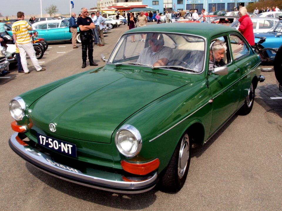 Volkswagen 311023 Automatic (1970) , Dutch licence registration 17-50-NT pic3