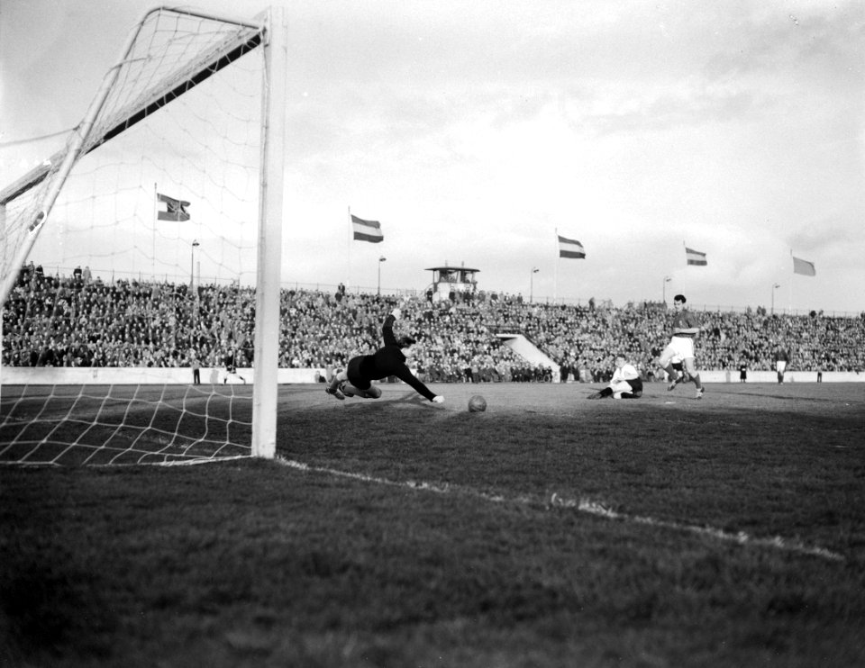 Voetbal Zuid-Nederland tegen Luxemburg. Spelmoment, Bestanddeelnr 907-6984