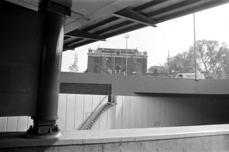 Voetgangersonderdoorgangen bij Waterlooplein en Mr Visserplein , Amsterdam, Por, Bestanddeelnr 924-9588
