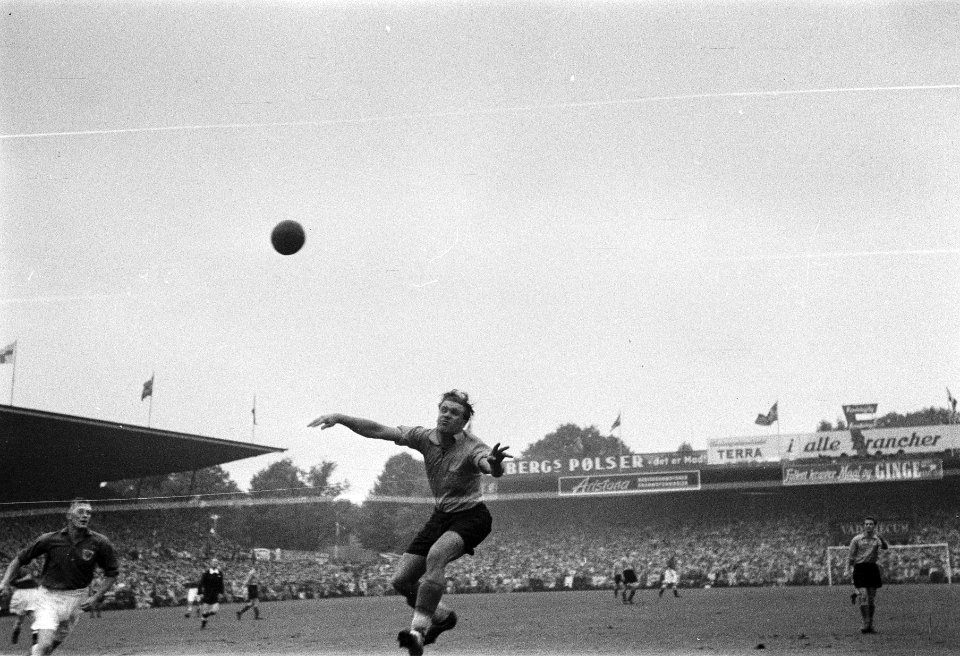 Voetbalwedstrijd Denemarken tegen Nederland 3-2. Spelmoment, Bestanddeelnr 905-3256
