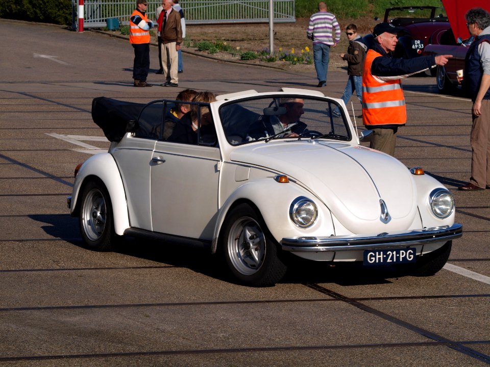 Volkswagen Kever cabrio, licenceno GH-21-GP, pic