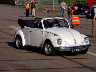 Volkswagen Kever cabrio, licenceno GH-21-GP, pic