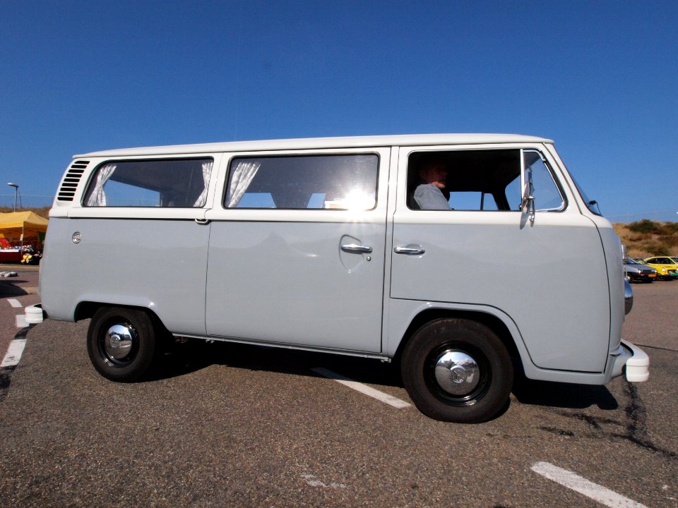 Volkswagen 23 dutch licence registration 47-AP-98 pic1