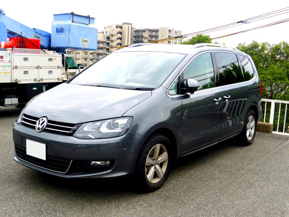 Volkswagen SHARAN TSI Comfortline BLUEMOTION Technology (7NCTH) front