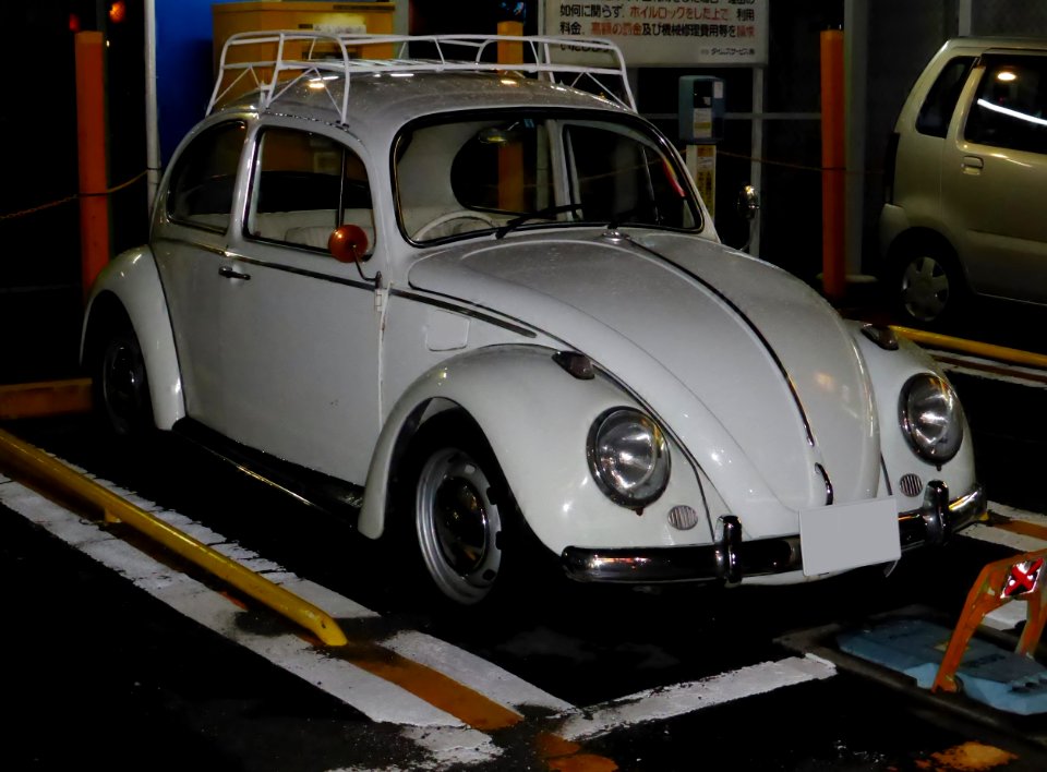 Volkswagen Type 1 at night front