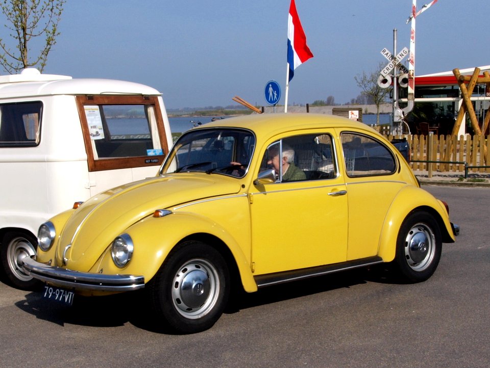 Volkswagen Kever (Beetle) (1973), Dutch licence registration 79-97-VT pic1