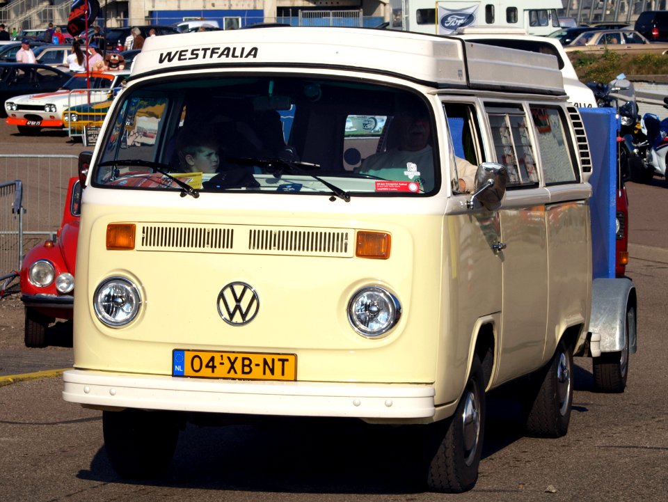 Volkswagen 231233 dutch licence registration 04-XB-NT