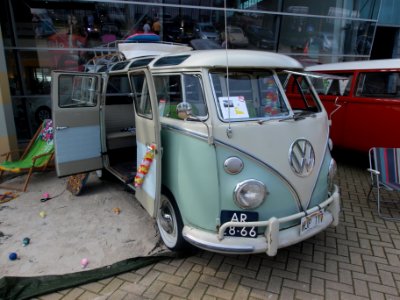 Volkswagen Samba de Luxe pic4