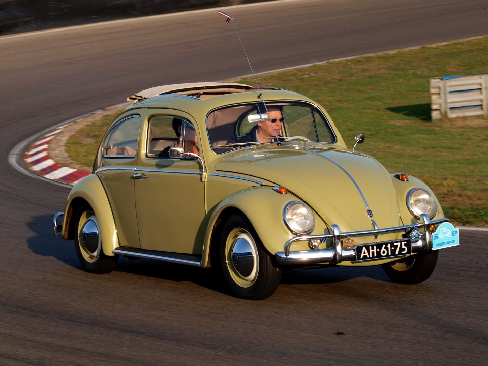 Volkswagen Kever dutch licence registration AH-61-75 pic2