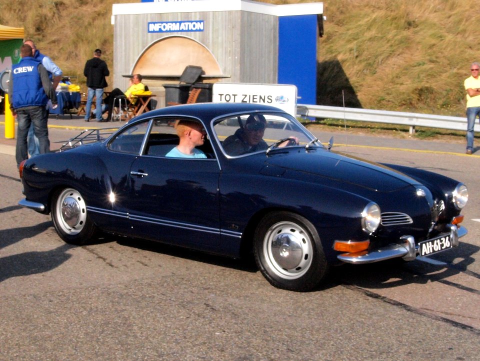 Volkswagen KARMANN GHIA dutch licence registration AH-61-36 pic1