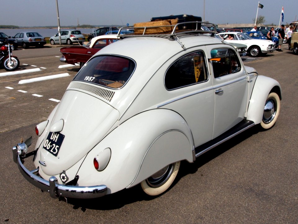 Volkswagen 1200 (1958) , Dutch licence registration DH-06-25 pic3