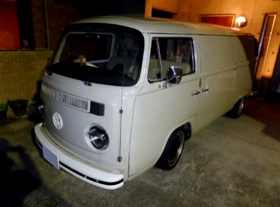 Volkswagen Type 2 (T1) at night front