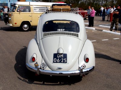Volkswagen 1200 (1958) , Dutch licence registration DH-06-25 pic5
