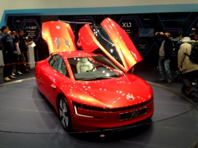 Volkswagen XL1 front - Tokyo Motor Show 2013
