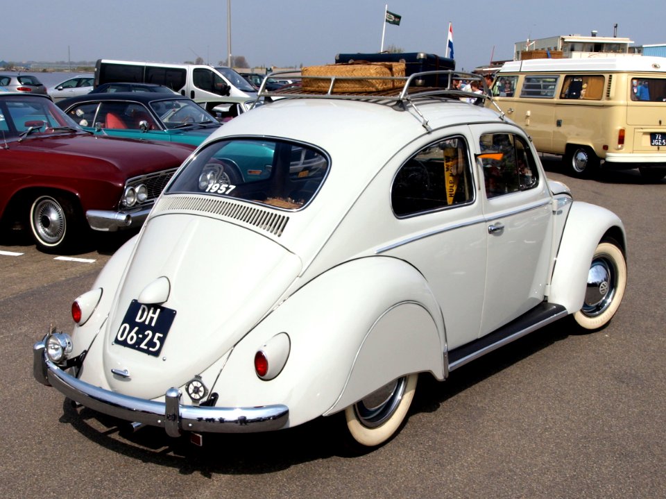 Volkswagen 1200 (1958) , Dutch licence registration DH-06-25 pic4