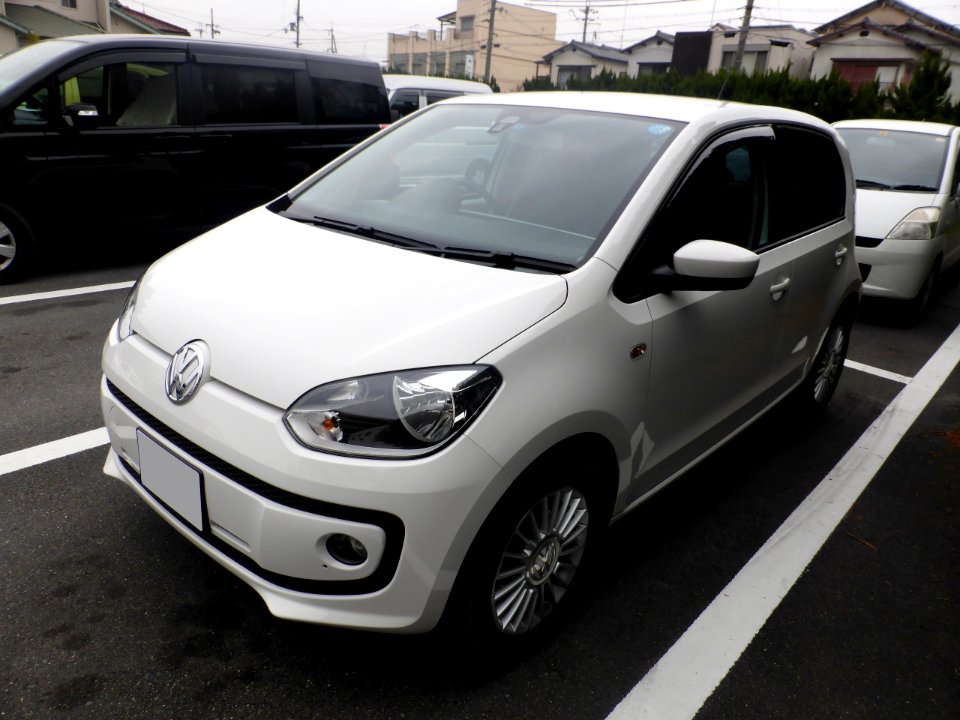 Volkswagen up! 5door front