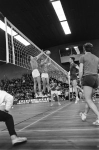 Volleybalwedstrijd Blokkeer-AMVJ spelmomenten, Bestanddeelnr 921-8826
