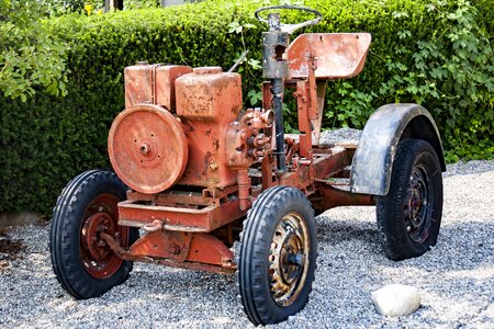 Tractor historically oldtimer photo