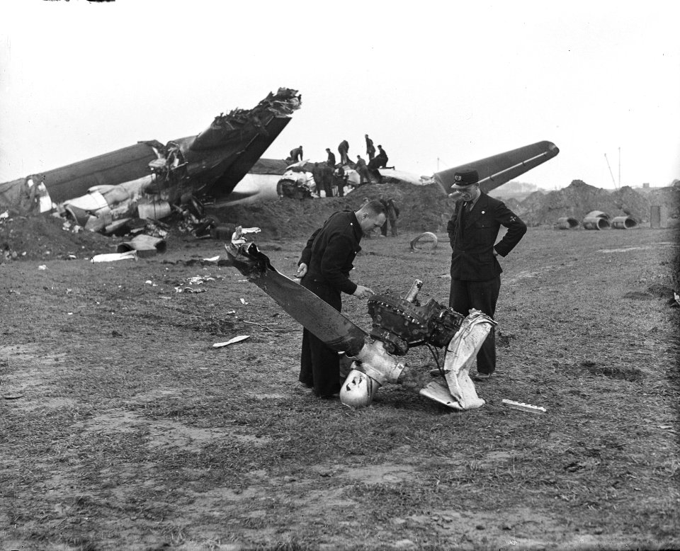 Vliegongeval VCG. Schiphol, Bestanddeelnr 902-7204