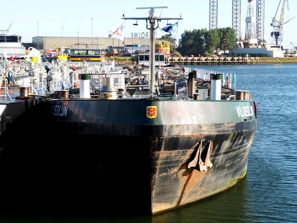 Vloedlijn (ship, 1995), ENI 04033050, Welplaathaven Port of Rotterdam pic1