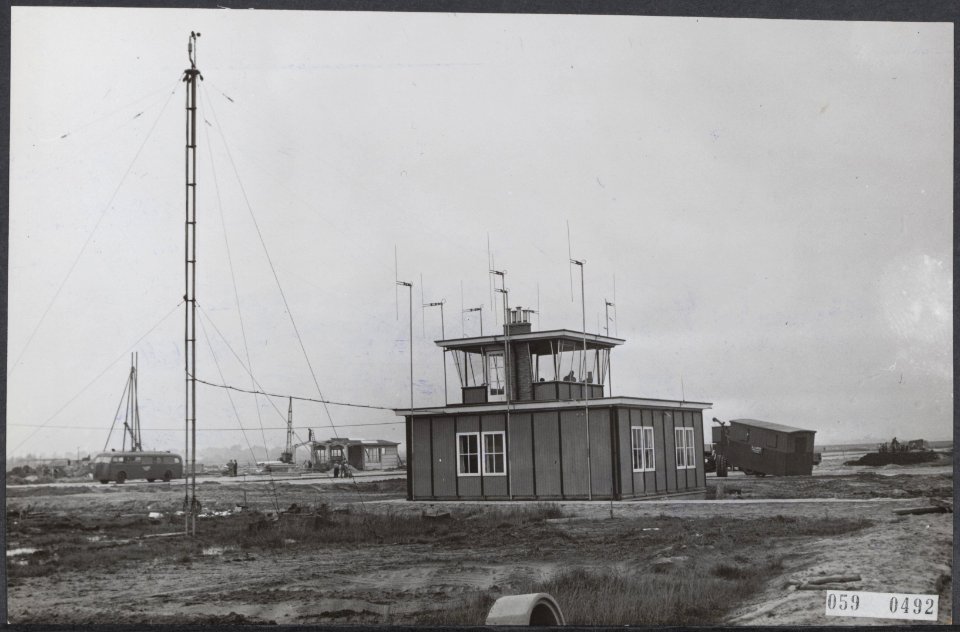 Vliegvelden, bouwnijverheid, Bestanddeelnr 059-0492