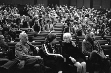 Vlnr Sicco Mansholt, onbekend, Irene Vorrink, Bestanddeelnr 927-0389