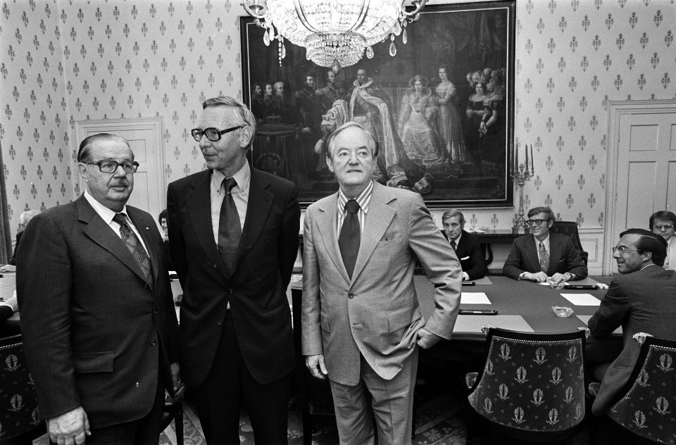 Vlnr Scott, Van der Stoel en Humphrey, Bestanddeelnr 928-0353