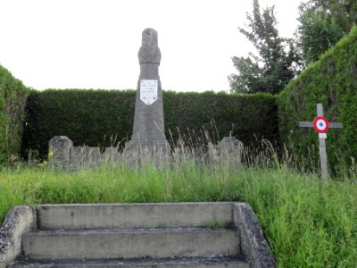 Vitrimont (M-et-M) Mémorial de guerre D400-D97
