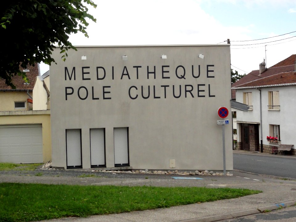 Vitrimont (M-et-M) médiathèque, pôle culturel