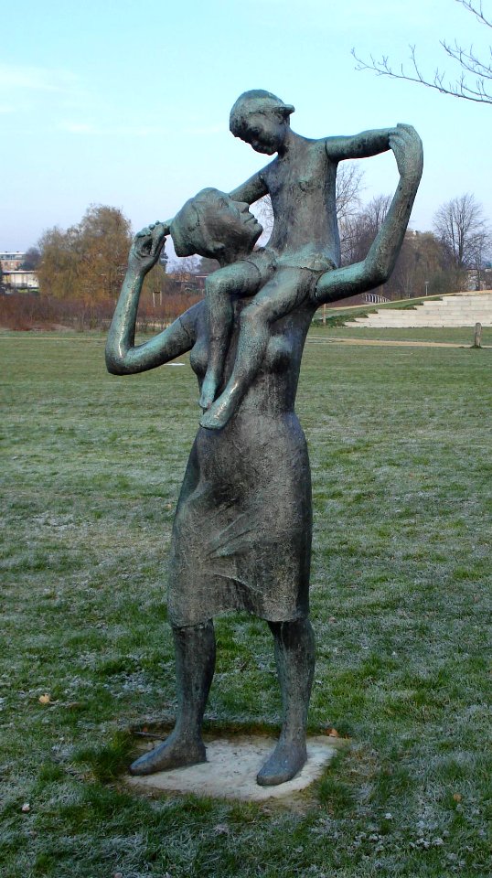Vlaardingen kunstwerk moeder en kind