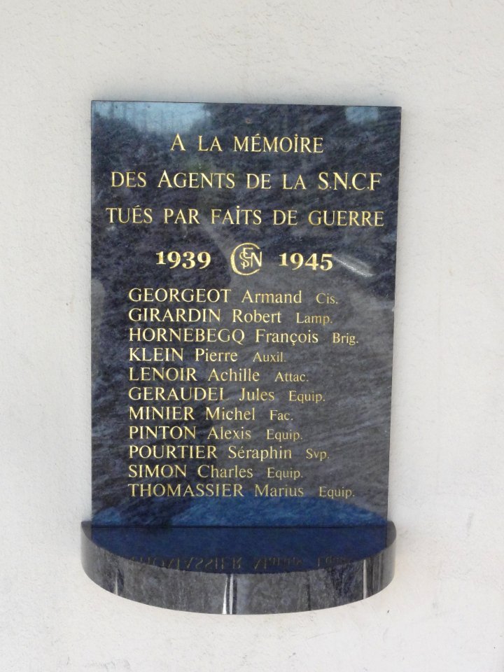 Vitry-le-François gare, plaque commémorative guerre