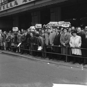 Vlaamse mars op Brussel, de Vlamingen gewapend met spandoeken, Bestanddeelnr 914-3993