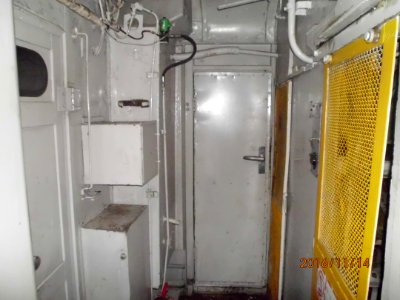 VL10 power room 01