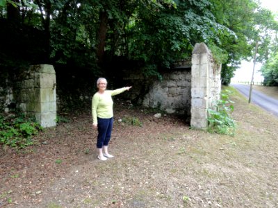 Vivières (Aisne) mur de la Compagnie de tir à la carabine, 19ème s