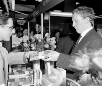 Vlaamse boekendag in Rotterdam Hugo Claus, Bestanddeelnr 908-4858