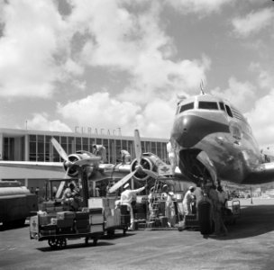 Vliegtuig op vliegveld Hato op Curaçao, Bestanddeelnr 252-7690